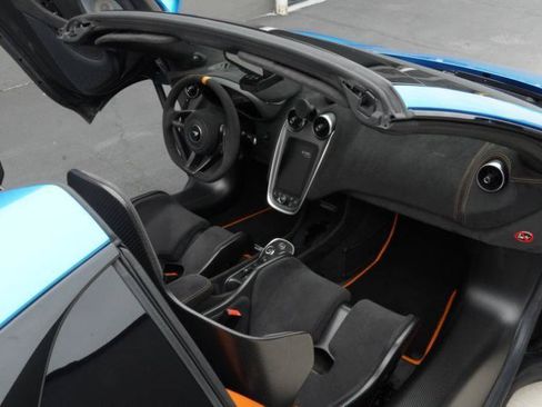 Used 2020 McLaren 600LT Spider RWD image 76