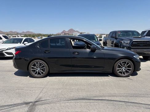 Used 2019 BMW 330i Sedan w/ Convenience Package RWD image 3