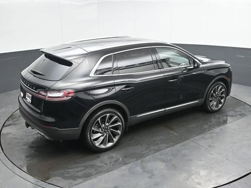 Used 2022 Lincoln Nautilus Reserve w/ Equipment Group 202A AWD/4WD image 39