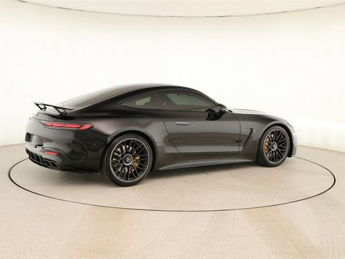 Used 2025 Mercedes-Benz AMG GT 63 image 7