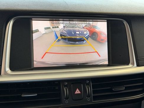 Used 2020 Kia Optima LX FWD image 18