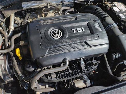 Used 2019 Volkswagen Jetta GLI FWD image 21