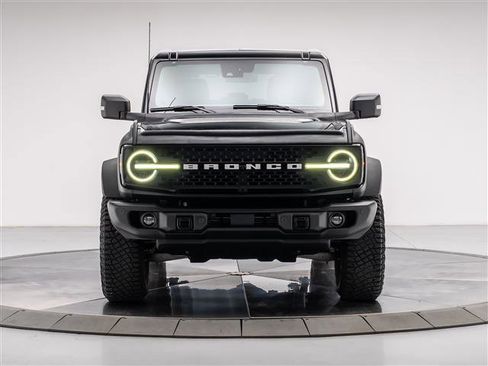 Used 2023 Ford Bronco Wildtrak image 8