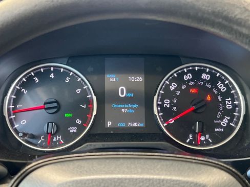 Used 2021 Toyota RAV4 LE FWD image 26