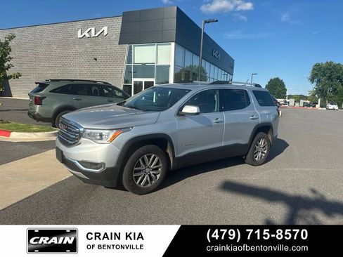 Used 2019 GMC Acadia SLE FWD image 1