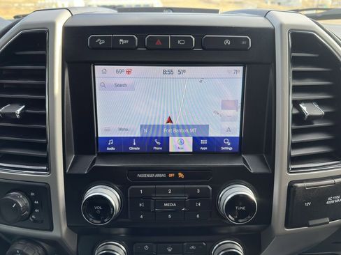 Used 2020 Ford F150 Lariat w/ Equipment Group 502A Luxury AWD/4WD image 14