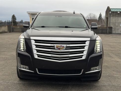 Used 2016 Cadillac Escalade ESV Platinum image 9