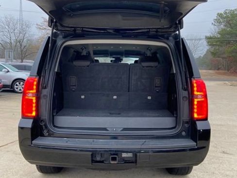 Used 2019 Chevrolet Tahoe LS w/ Enhanced Driver Alert Package image 9