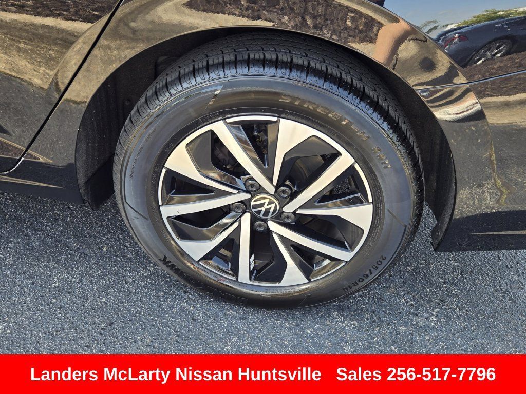 Used 2025 Volkswagen Jetta S FWD image 12