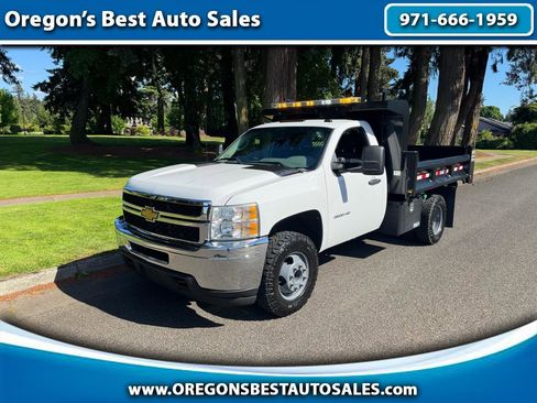 Used 2011 Chevrolet Silverado 3500 W/T RWD image 1