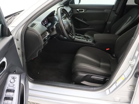 Used 2025 Honda Civic Sport image 14