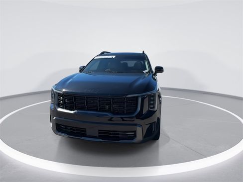 Used 2025 Kia Sorento SX image 3