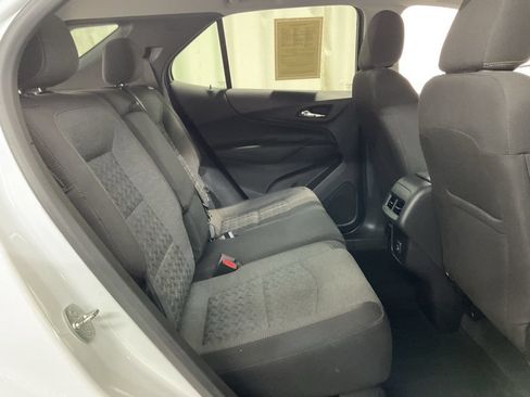 Used 2023 Chevrolet Equinox LT AWD/4WD image 26