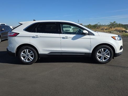 Used 2020 Ford Edge SEL w/ Convenience Package AWD/4WD image 9