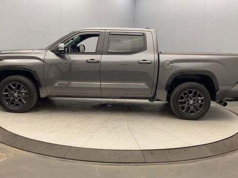 Used 2025 Toyota Tundra Platinum AWD/4WD image 2
