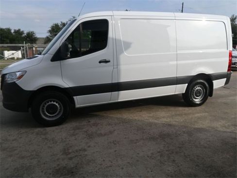 New 2025 Mercedes-Benz Sprinter 2500 image 16
