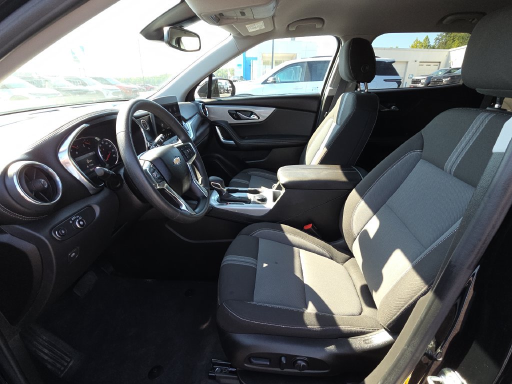 Used 2024 Chevrolet Blazer LT w/ Convenience Package FWD image 15