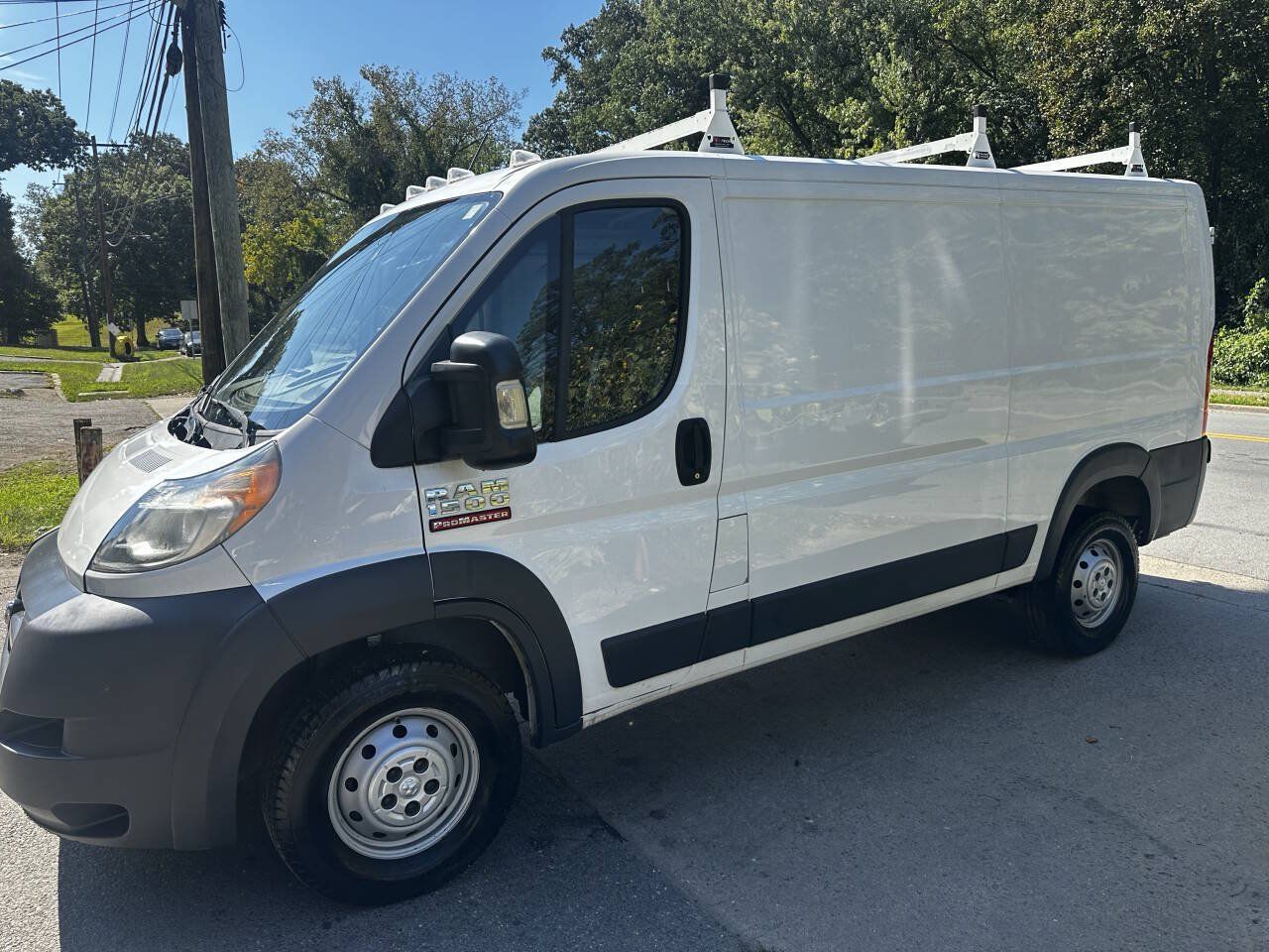 Used 2017 RAM ProMaster 1500 FWD image 1