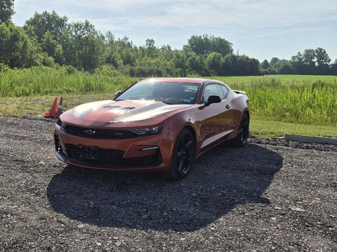 Used 2023 Chevrolet Camaro SS RWD image 1