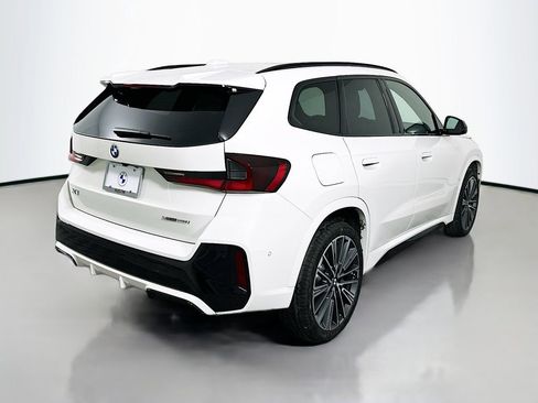 Used 2025 BMW X1 xDrive28i w/ Premium Package image 5