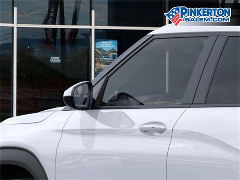 New 2026 Chevrolet TrailBlazer LT w/ Convenience Package image 12