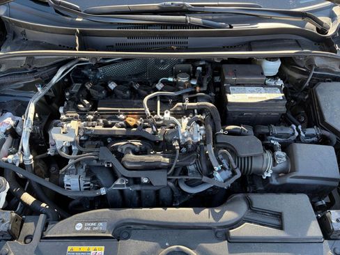 Used 2025 Toyota Corolla LE image 30