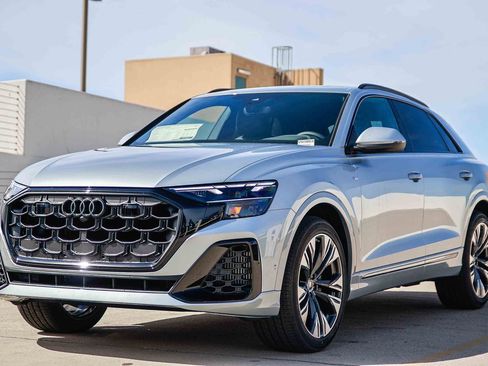 New 2026 Audi Q8 Premium Plus image 3