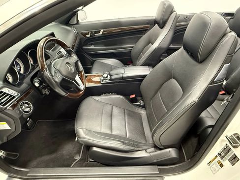 Used 2014 Mercedes-Benz E 550 Cabriolet image 20
