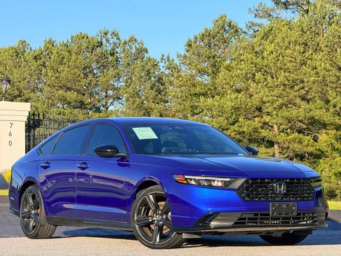 Used 2023 Honda Accord Sport image 5