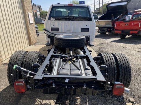 New 2026 Ford F600 4x4 Regular Cab Super Duty image 4