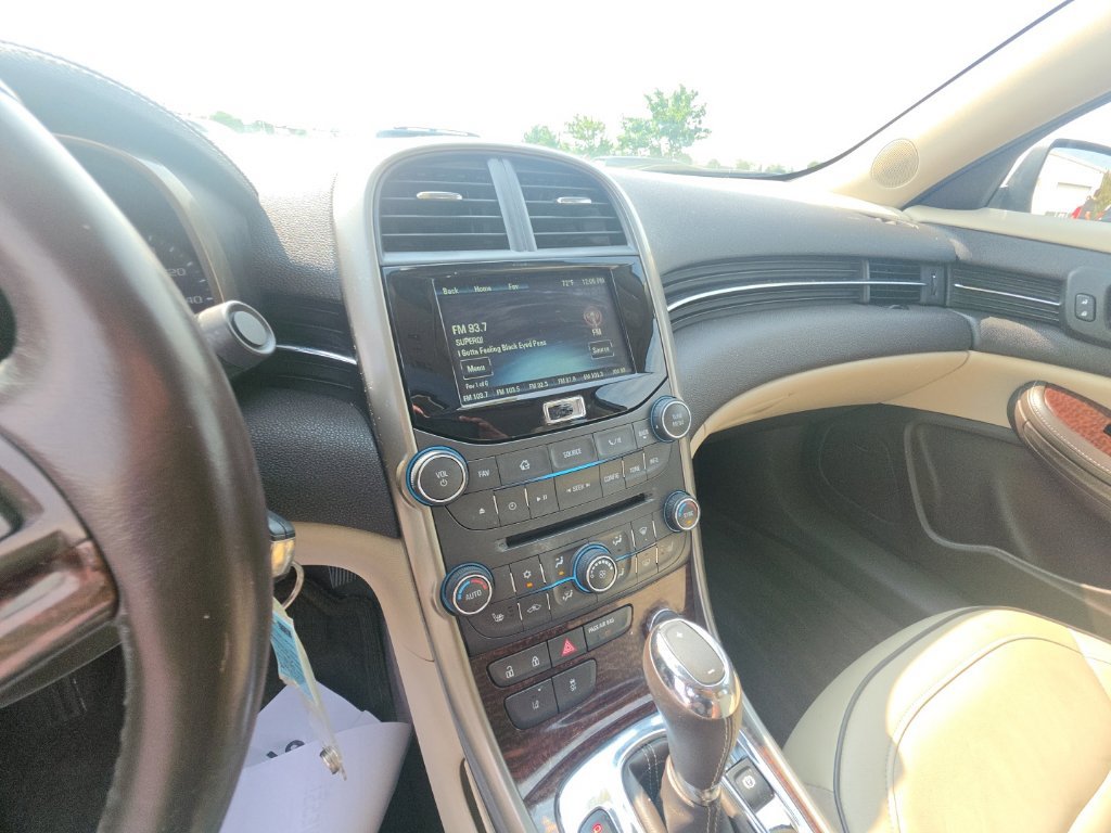 Used 2013 Chevrolet Malibu LT FWD image 19