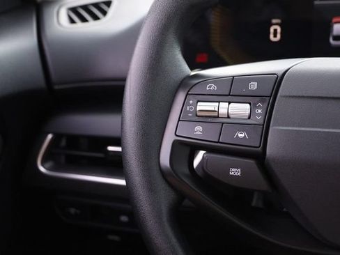 Used 2025 Kia K4 FWD image 11