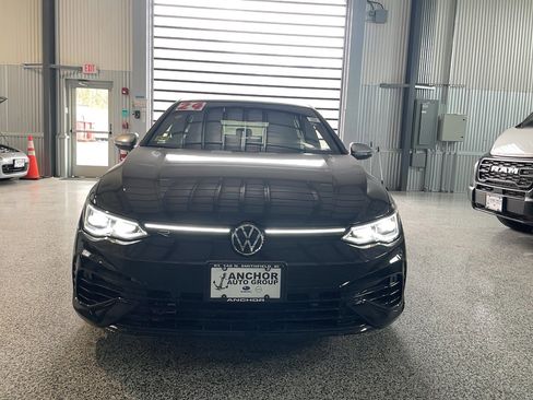 Used 2024 Volkswagen Golf R AWD/4WD image 2