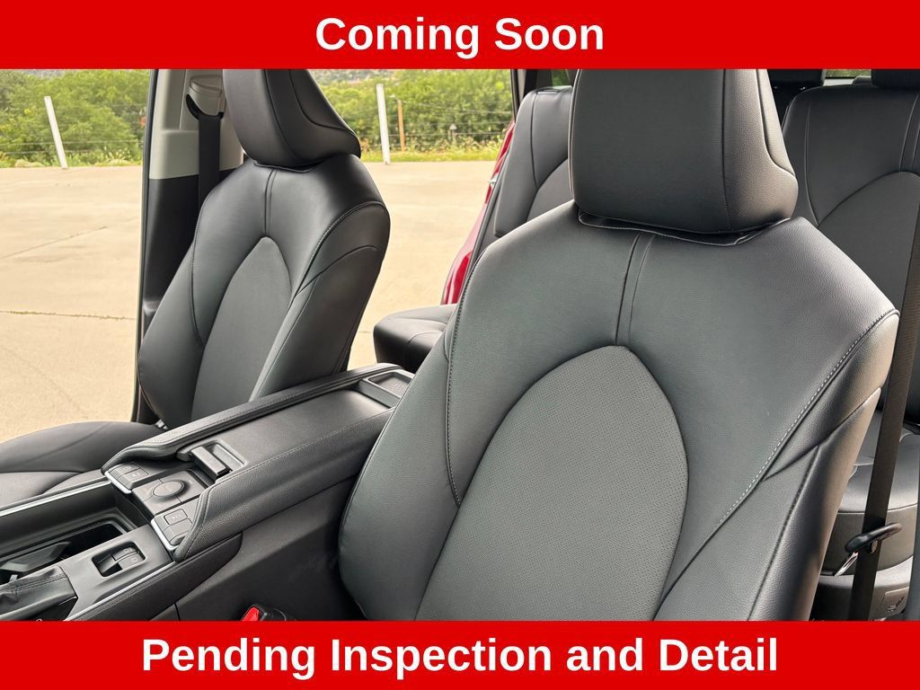 Used 2026 Toyota Grand Highlander AWD Hybrid image 39
