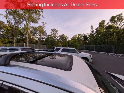 Used 2016 Toyota Highlander Limited Platinum AWD/4WD image 11