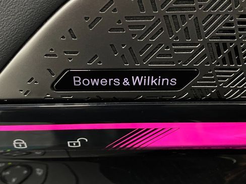 Used 2024 BMW i5 M60 w/ Premium Package image 33