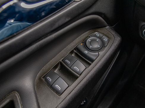 Used 2023 Chevrolet Equinox LT FWD image 23