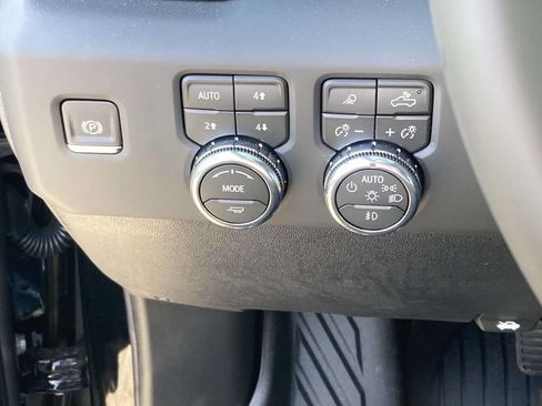 New 2026 GMC Sierra 3500 AT4 w/ LPO, Black Badging Package AWD/4WD image 26