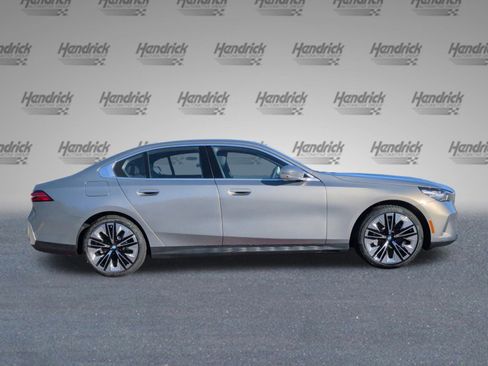 New 2026 BMW 530i w/ Premium Package image 6