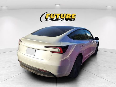 Used 2025 Tesla Model 3 Long Range RWD image 3