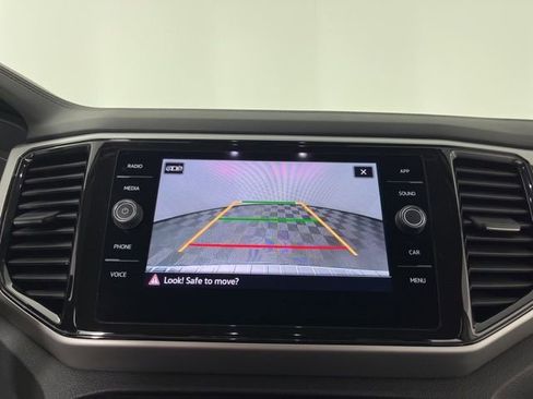 Used 2023 Volkswagen Atlas SE image 26