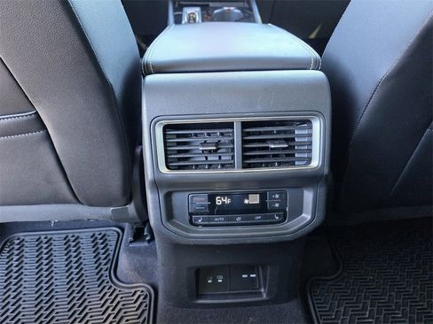 Used 2024 Volkswagen Atlas SEL Premium R-Line image 18