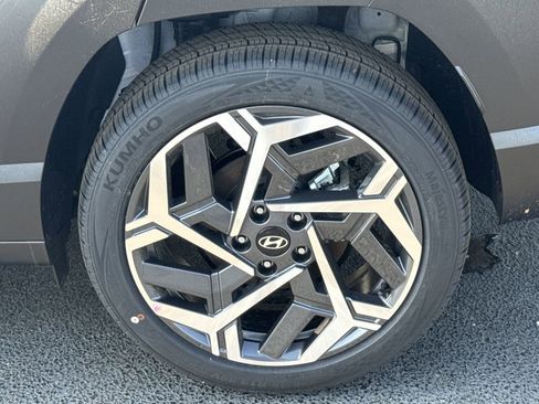 New 2026 Hyundai Kona SEL Premium FWD image 17