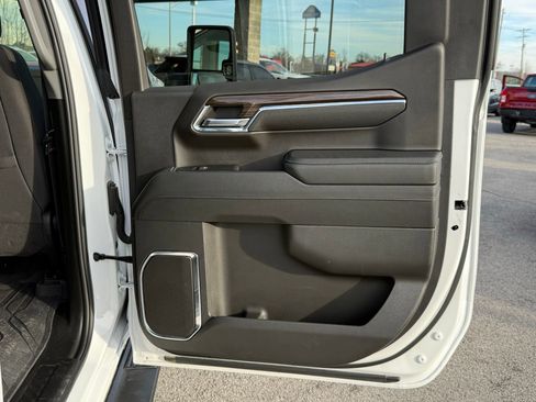 Used 2024 Chevrolet Silverado 1500 RST w/ Max Trailering Package image 36