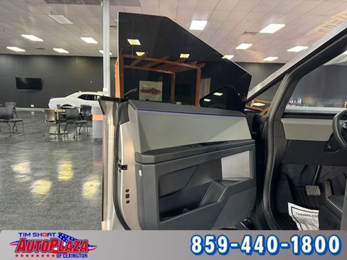 Used 2024 Tesla Cybertruck AWD Crew Cab image 44