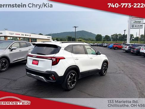 Used 2024 Kia Seltos EX FWD image 28
