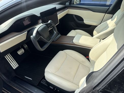 Used 2023 Tesla Model S Standard Range AWD/4WD image 4