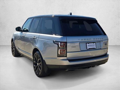 Used 2018 Land Rover Range Rover HSE image 3