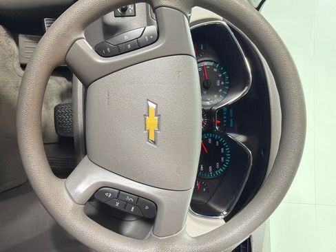 Used 2015 Chevrolet Traverse LS FWD image 15