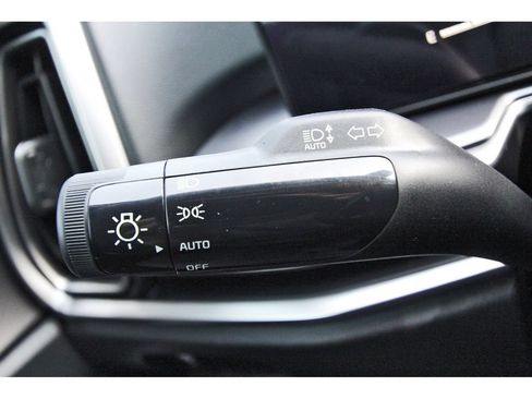 Certified 2025 Kia Sorento S w/ Panoramic Sunroof Package FWD image 17